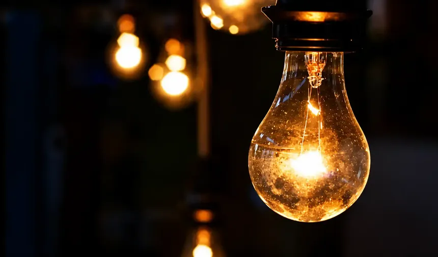 Elektrikte 29 Ekim sürprizi: Fiyatlar hangi saatlerde değişecek?