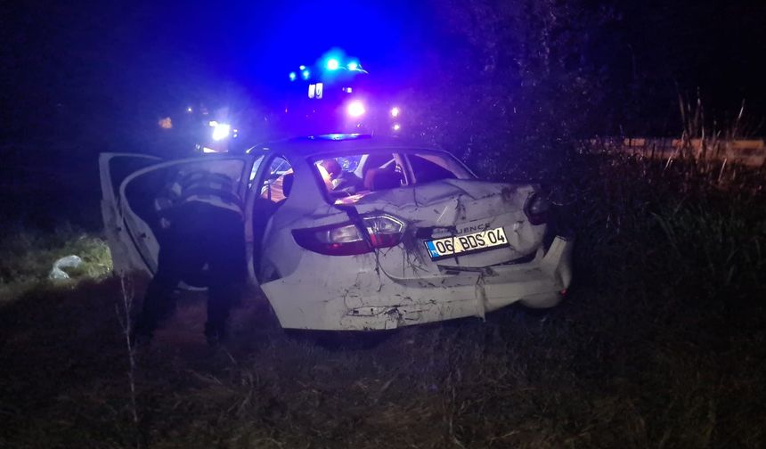 Zonguldak'ta otomobil araziye uçtu: 4 kişi yaralandı