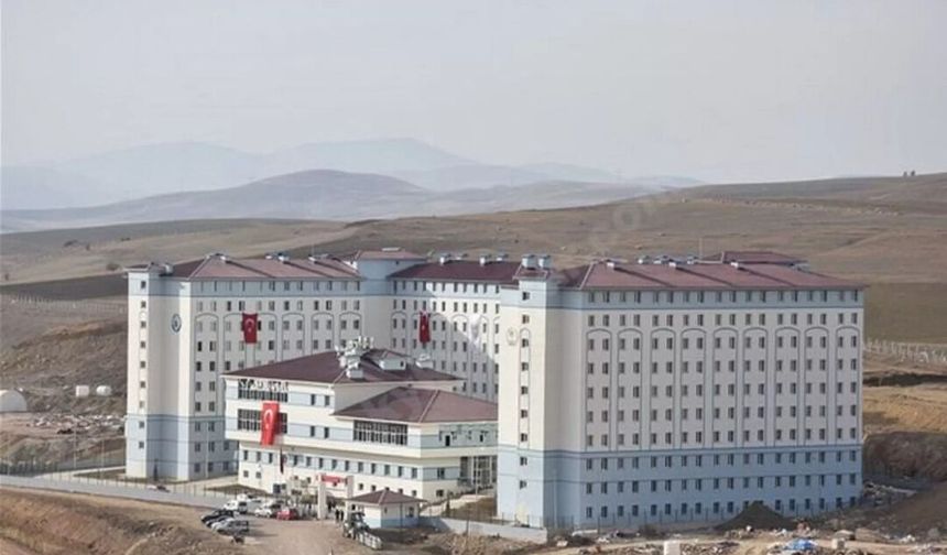 Valilik: 'Kız yurdu mescidindeki cinayet' iddiası gerçeği yansıtmıyor
