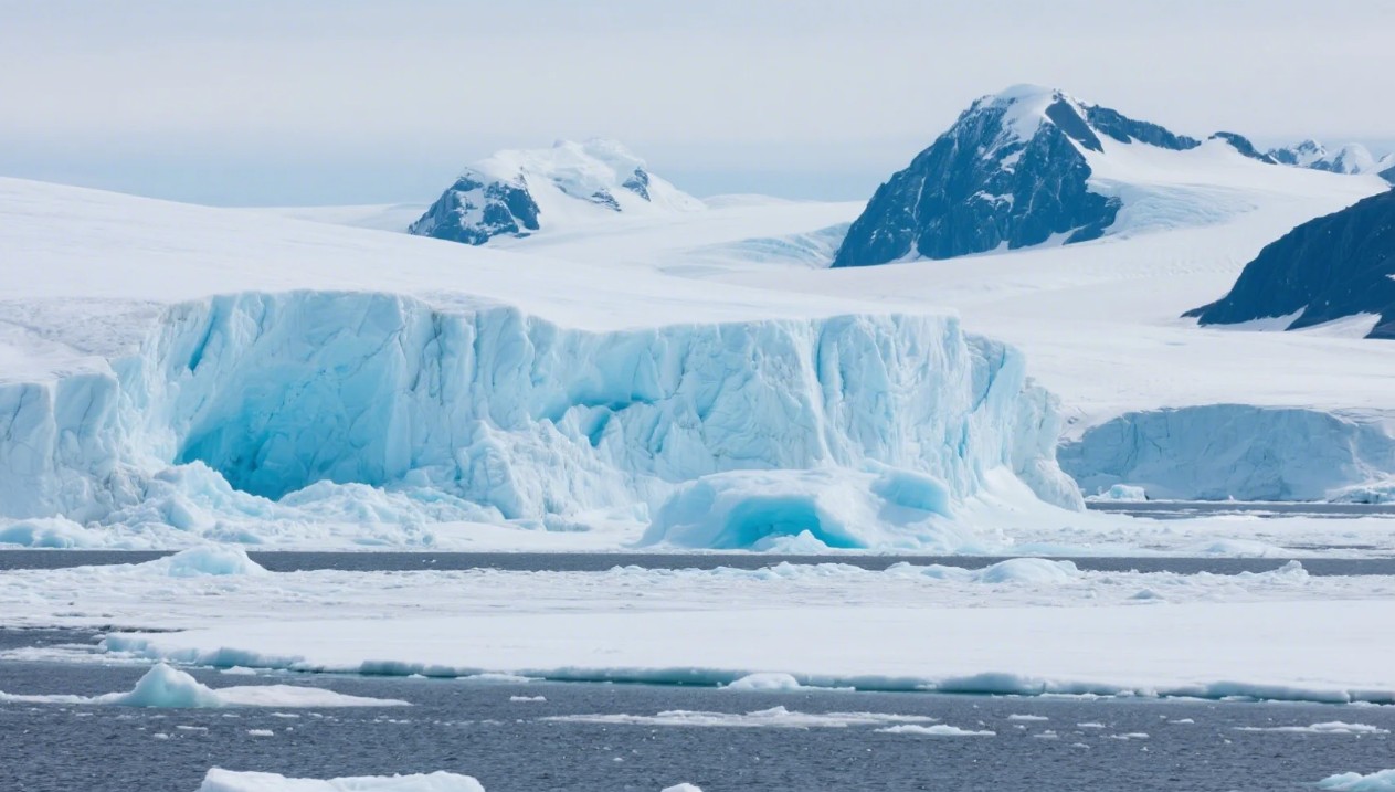 Antarktika'nın hızla eriyen buzulları