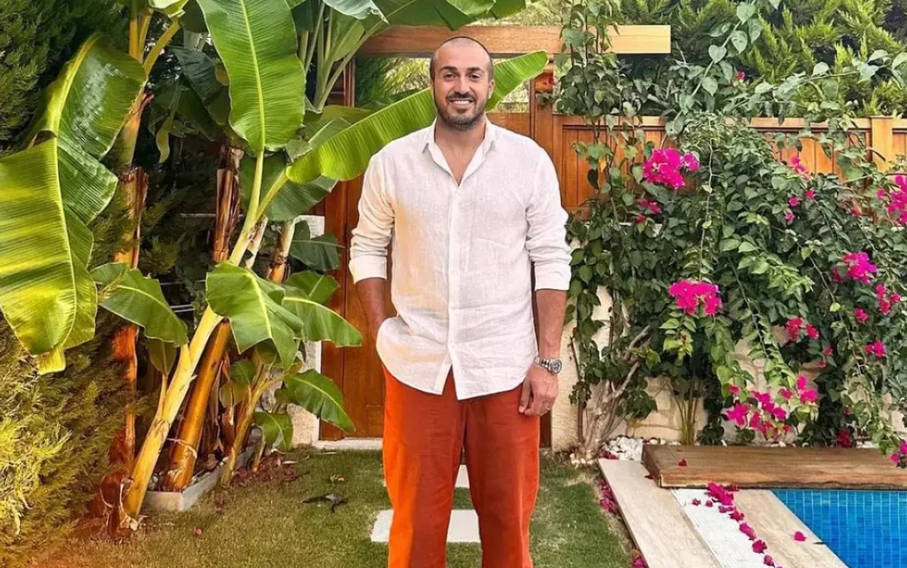 Mustafa Aksakallı ve eski eşi ezgi mola