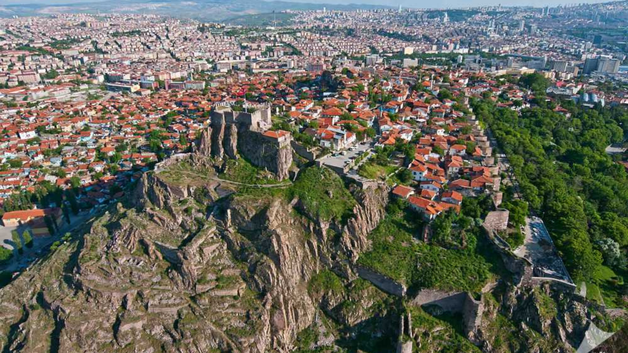 ankara kalesiuzaktan