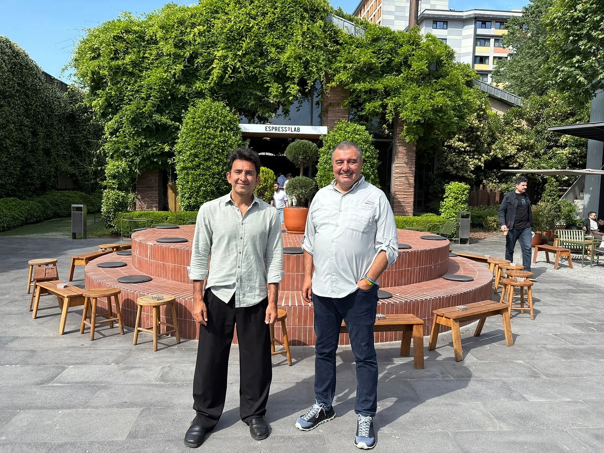 S 2B56C2571A2C0D3Bef88F6145F1Fa6Bd459A95A5