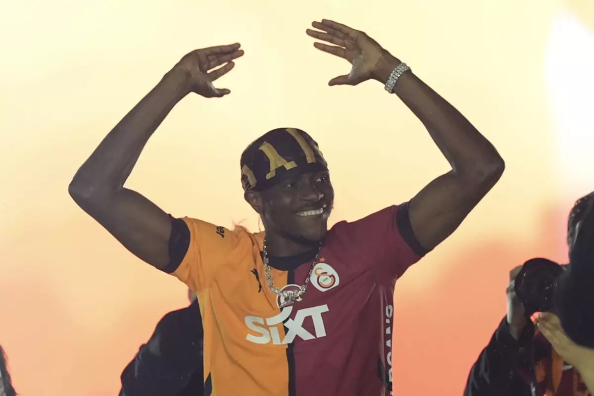 Victor Osimhen Den Herkesin Bekledigi Transfer