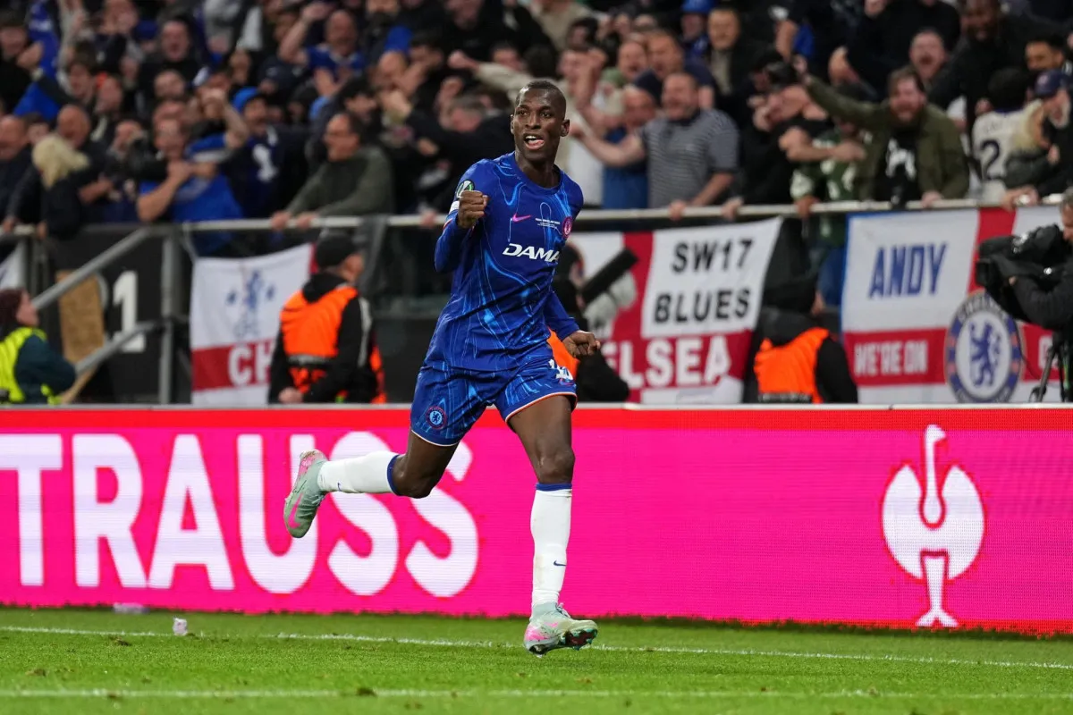 684Fcdbc7B395553 W1200Xh800