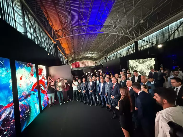 685Fa570D0764F40B395Fd55