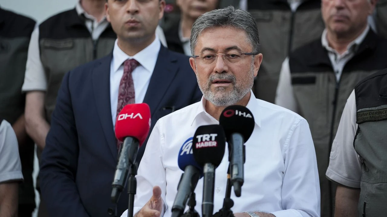 Bakan Yumaklı
