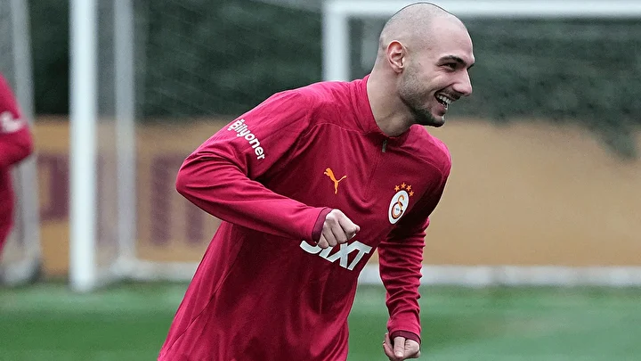 D64E74F7 Ahmed Kutucu Yeni Takimi Galatasaray Ile Ilk Antrenmanina Cikti Mbfk.jpg