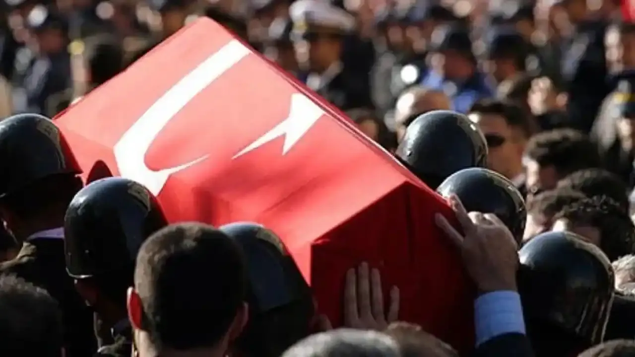 Sehit Tabutu Neden Duz Ya Da Ucgen Olur Sehit Asker Nasil Defnedilir 1