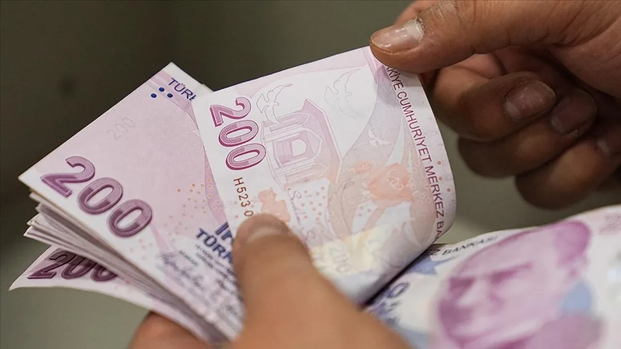 Torba Kanun Mecliste Isa Karakas Acikladi Emekli Ve Calisanlari Neler Bekliyor 3227668 202506171005 5