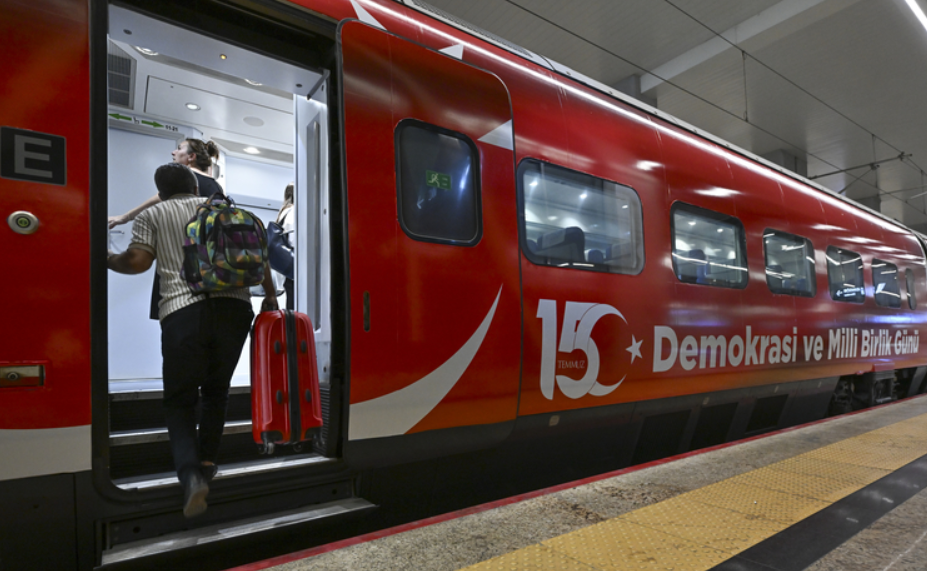 15 Temmuz Demokrasi Ve Milli Birlik Treni Bugün Ankara’dan Yola Çıkıyor!-1