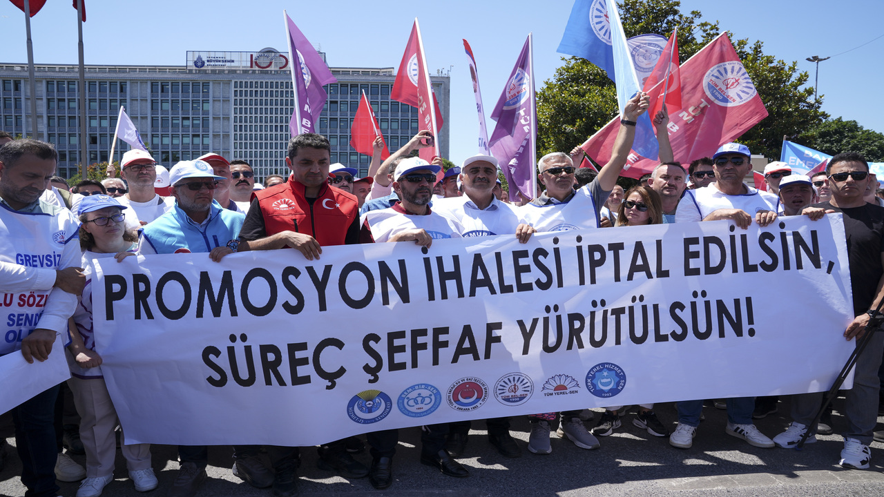 Aa 20250702 38451724 38451723 Ibbnin Maas Promosyonu Ihalesine Sendikalardan Tepki (1)
