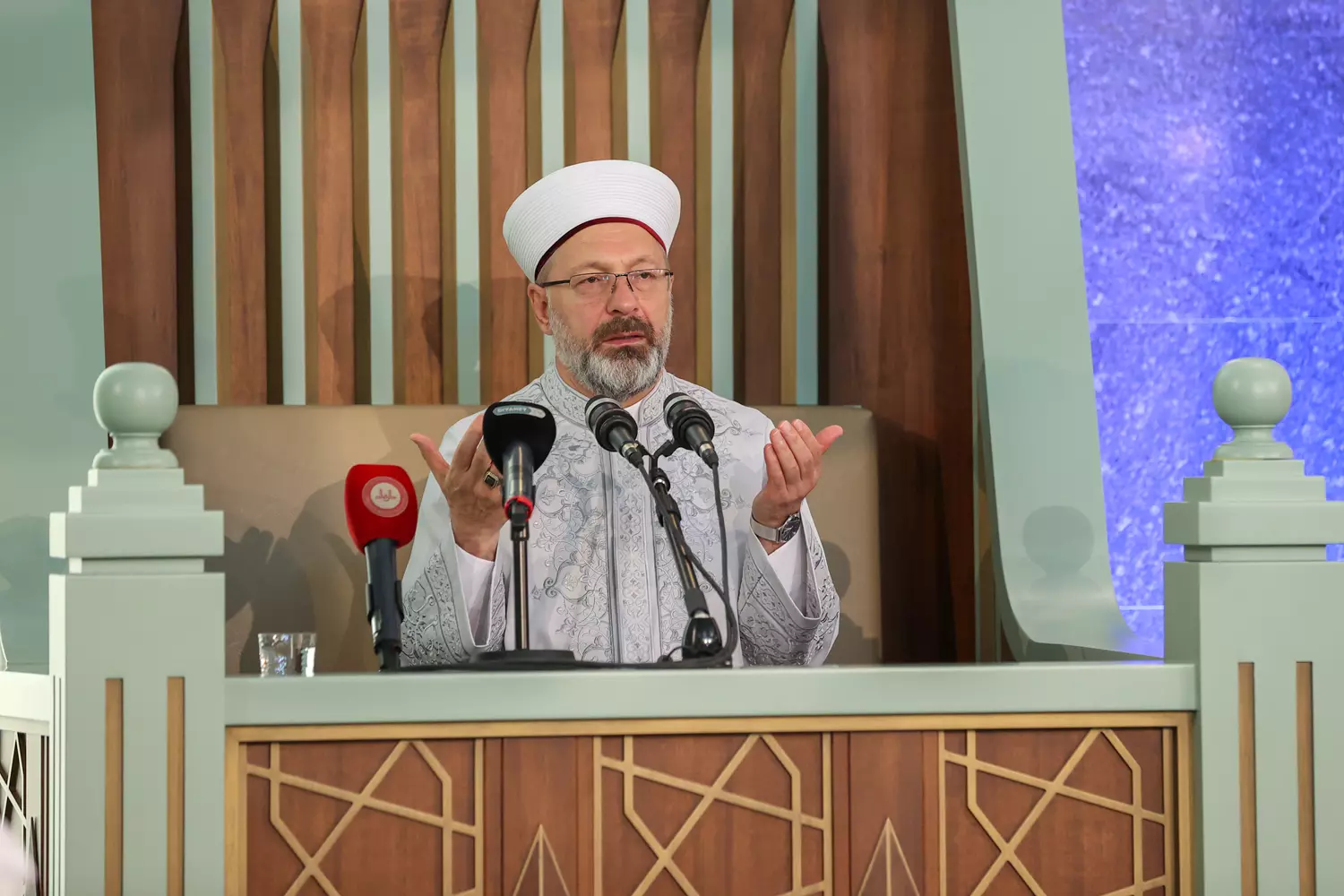 Ali Erbaş Yağmur Yangın Dua