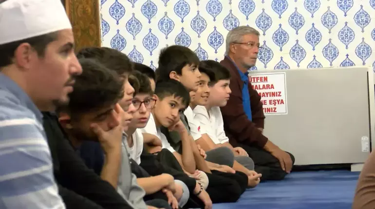 Ankarada Anlamli Sabah 15 Temmuz Sehitleri Icin Namaz Bulusmasi1