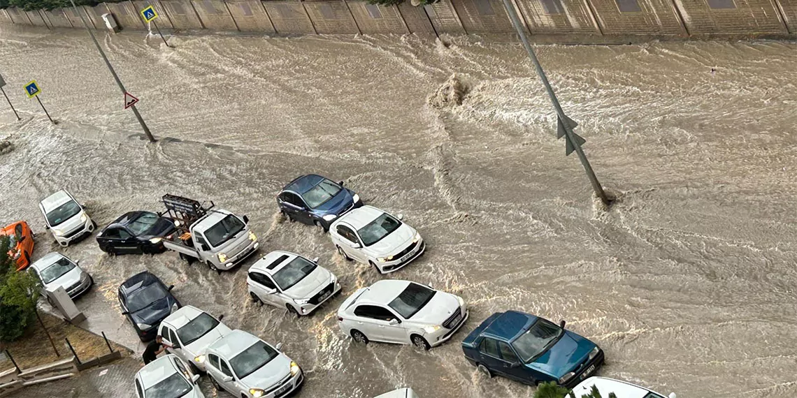 Ankarada Yagmur Sonrasi Son Durum 1402 Noktaya Mudahale-1