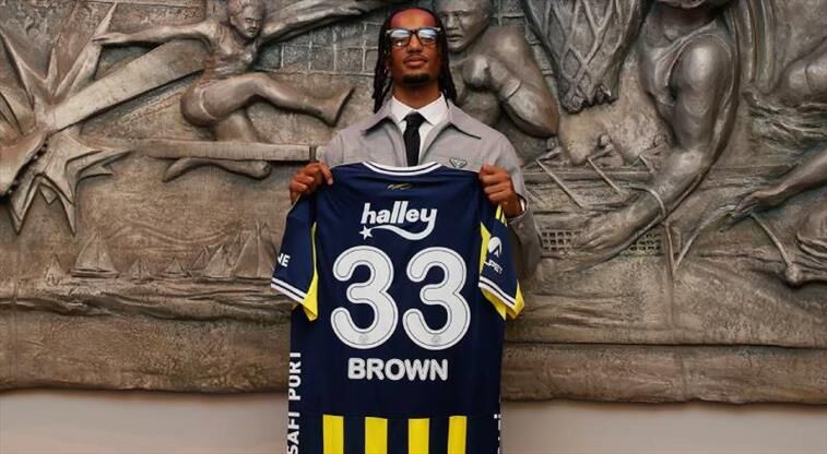 Archie Brown4