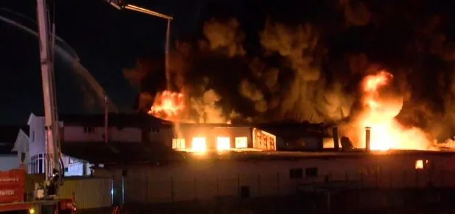 Arnavutköy’de Fabrika Yangın