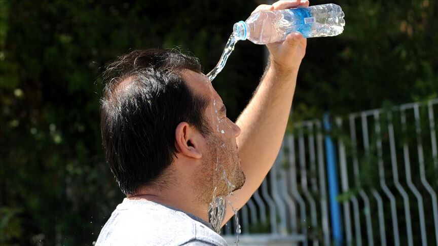 Asiri Sicaklar Icin Kritik Uyari Disari Cikis Saatine Dikkat-1