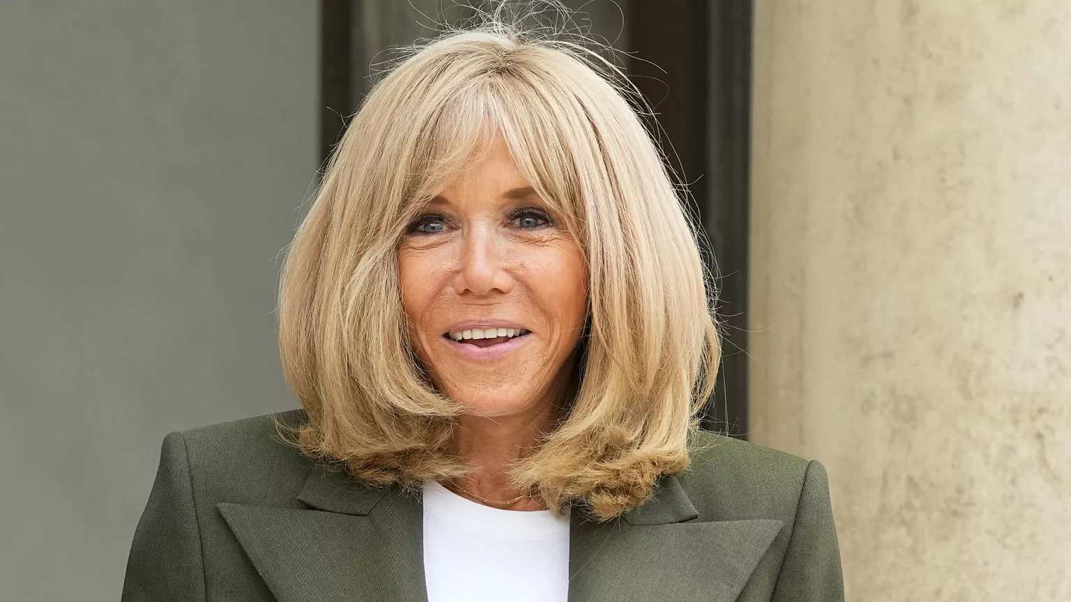 Brigitte Macron2