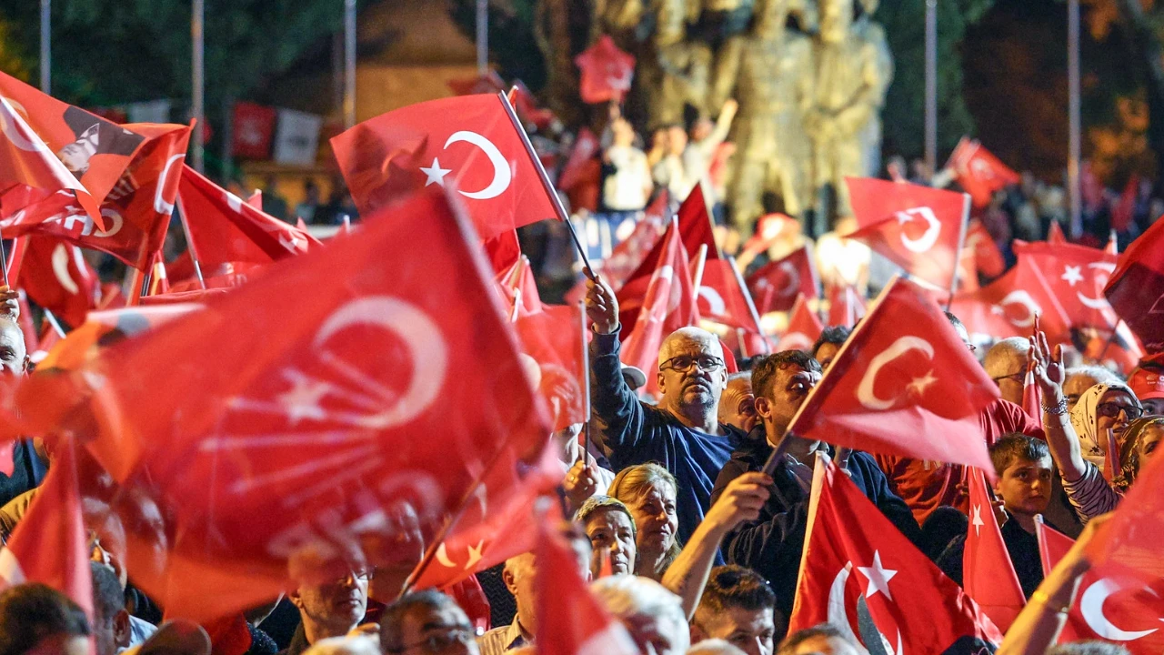 Chpnin Istanbuldaki Miting Adresi Beli Oldu