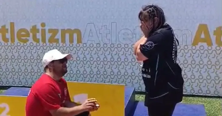 Down Sendromlu Milli Sporcu Madalya Toreninde Evlilik Teklifi Yapti
