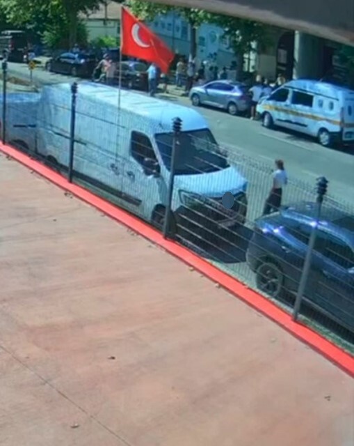 Iha C4C920E8 C1D6 4A66 8869 8D530C803Ea5