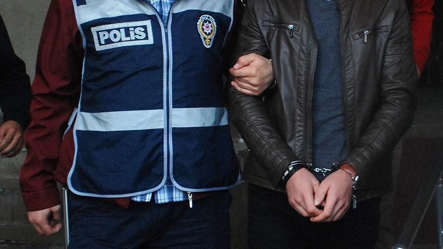 Kacakcilik Operasyonlarinda 2 Zanli Tutuklandi 501734
