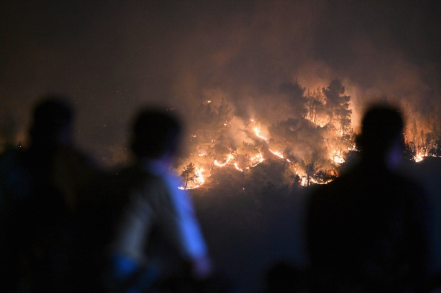 Kelimelerin Bittigi An Sehit Babasi Evinin 18888569 959 M