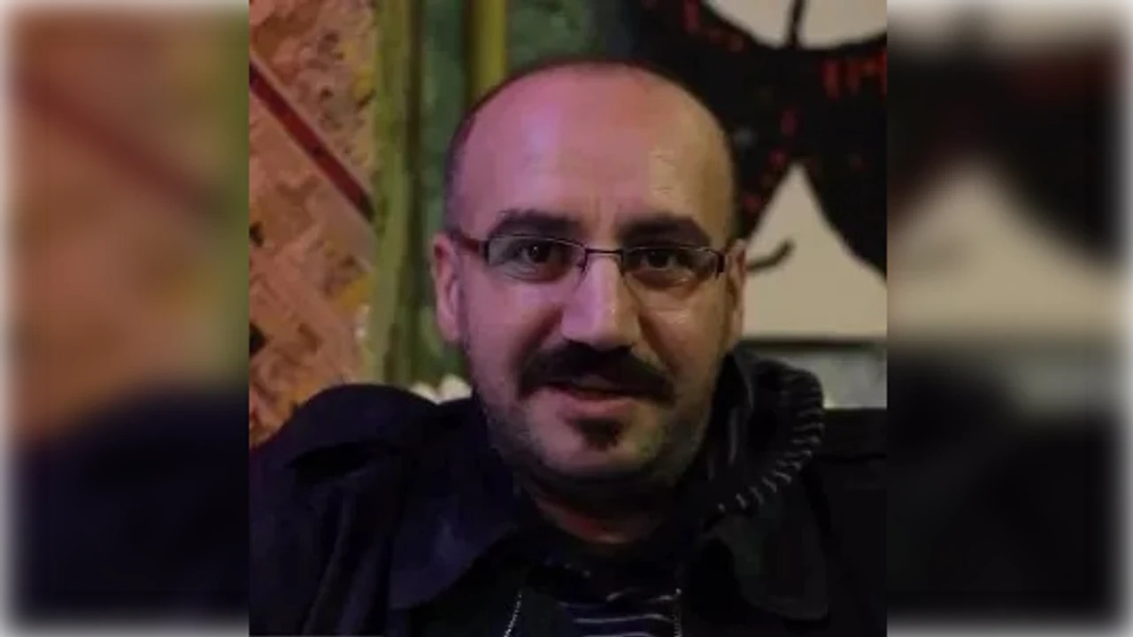 Leman Dergisi Yazi Isleri Muduru Havalimaninda Gozaltina Alindi