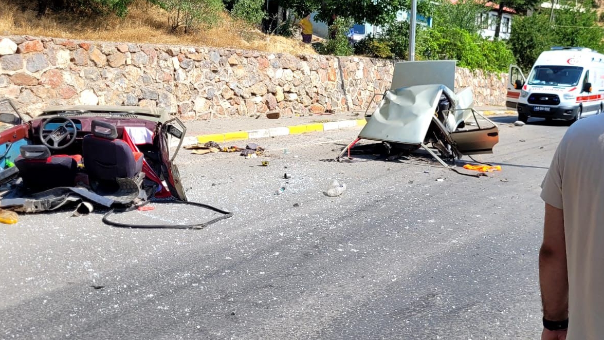 Malatya Elektrik Direği Kaza (1)