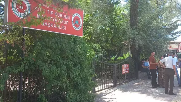 Malatyada Yolda Karsilastigi 4 Kisi Tarafindan Dovuldu Hayatini Kaybetti