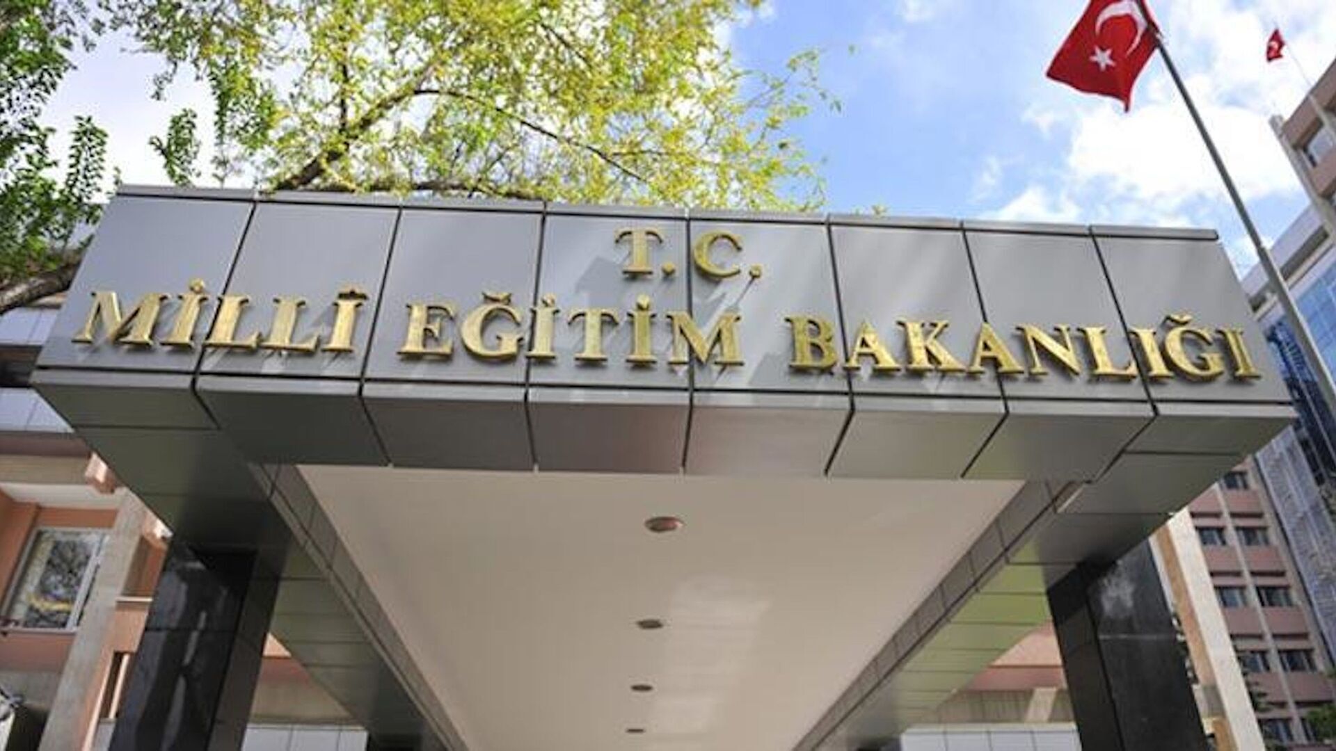 Meb’den Kritik Uyarı Bu Kişilere Kapınızı Açmayın1