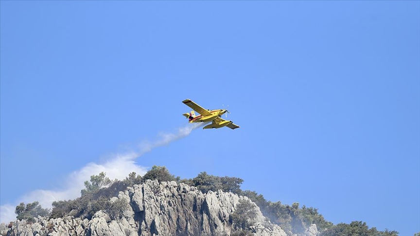 Orman Yangınlarına Müdahaleler Devam Ediyor2