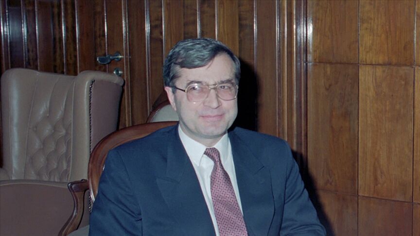 Sadık Ahmet Hayatı