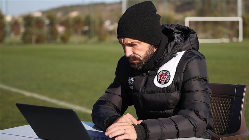 Thumbs B C B6Ac39448496167D28Bada9A8F33A133