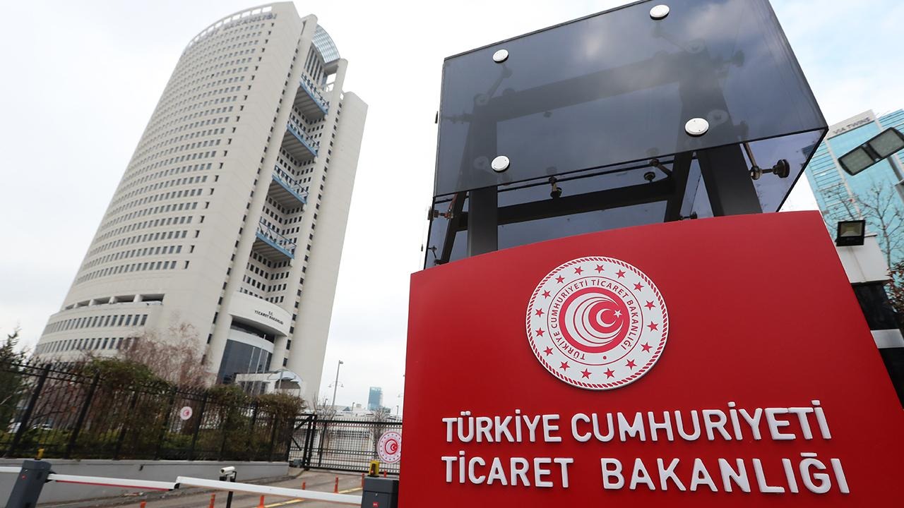 Tuketiciyi Aldatan Reklamlara 6 Ayda 141 Milyon Lira Ceza Kesildi