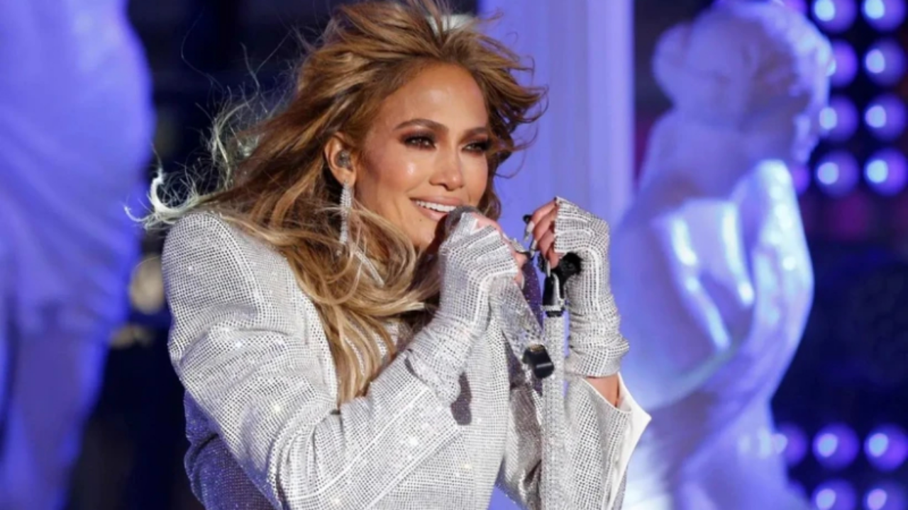 Türkiye’de Bir Ilk Jennifer Lopez’e Özel Dev Sahne1