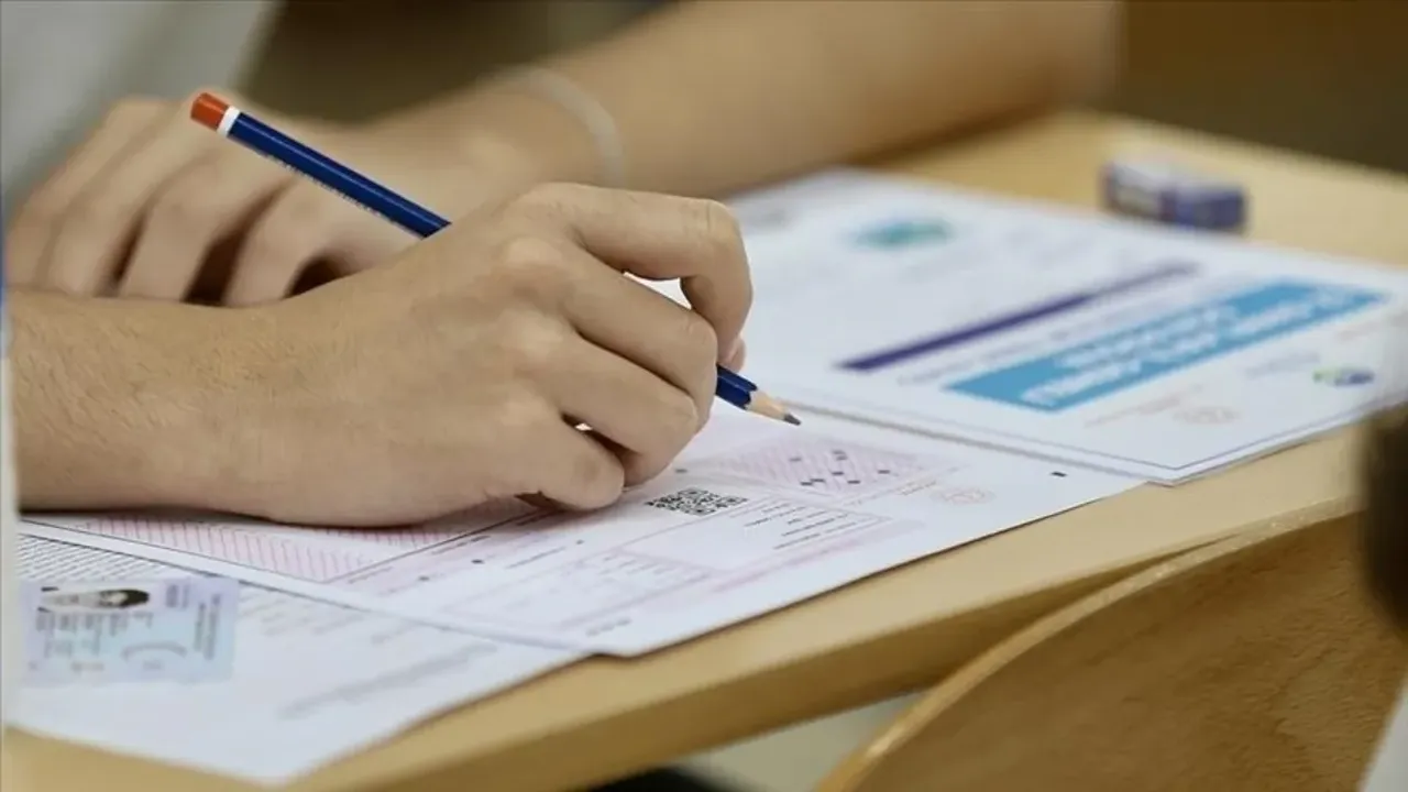 Universite Tercihi Yapacaklar Dikkat Uzmanlar Uyariyor Puana Degil Mutluluga Bakin 3237202 202507271339 1