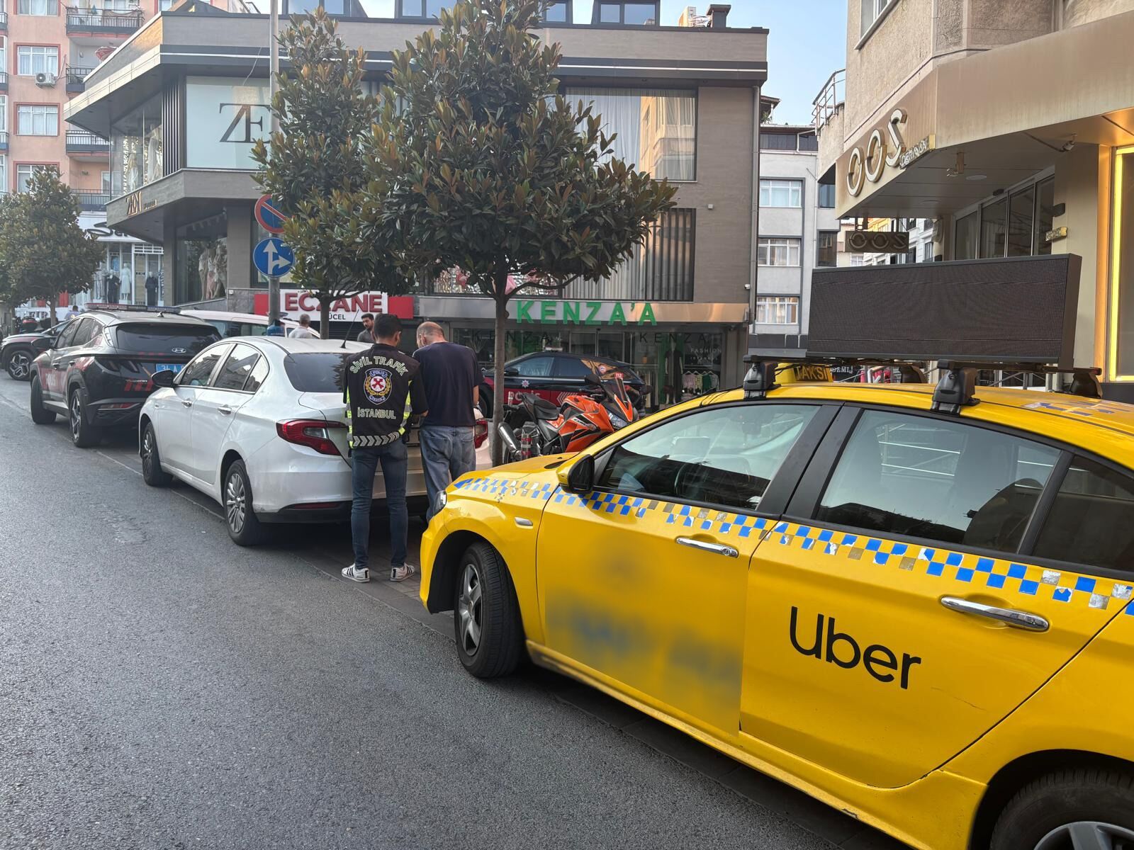 Uyuşturucu Kullanan Taksici