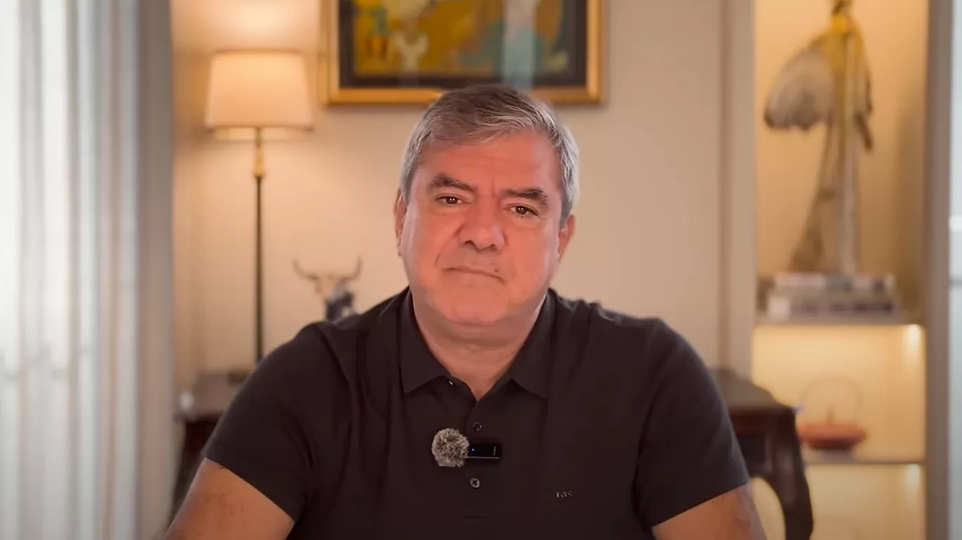 Yılmaz Özdil