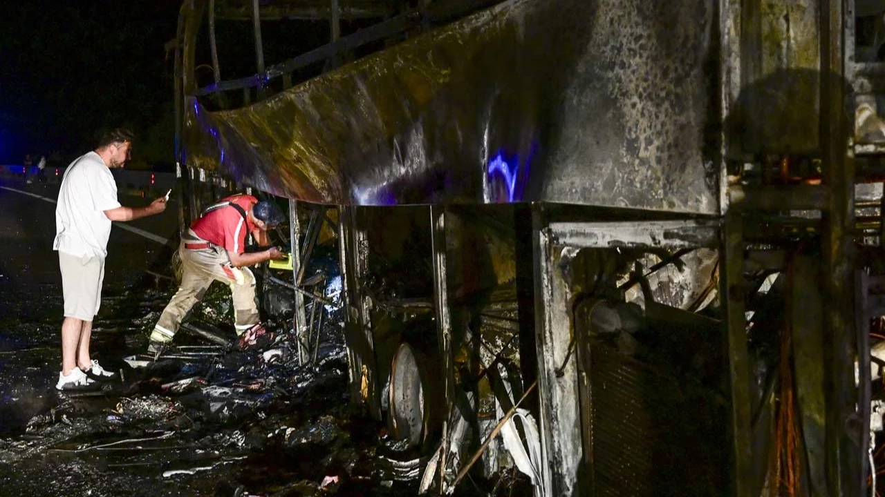 36 Yolcu Can Pazarında Ankara’da Otobüs Alev Aldı1