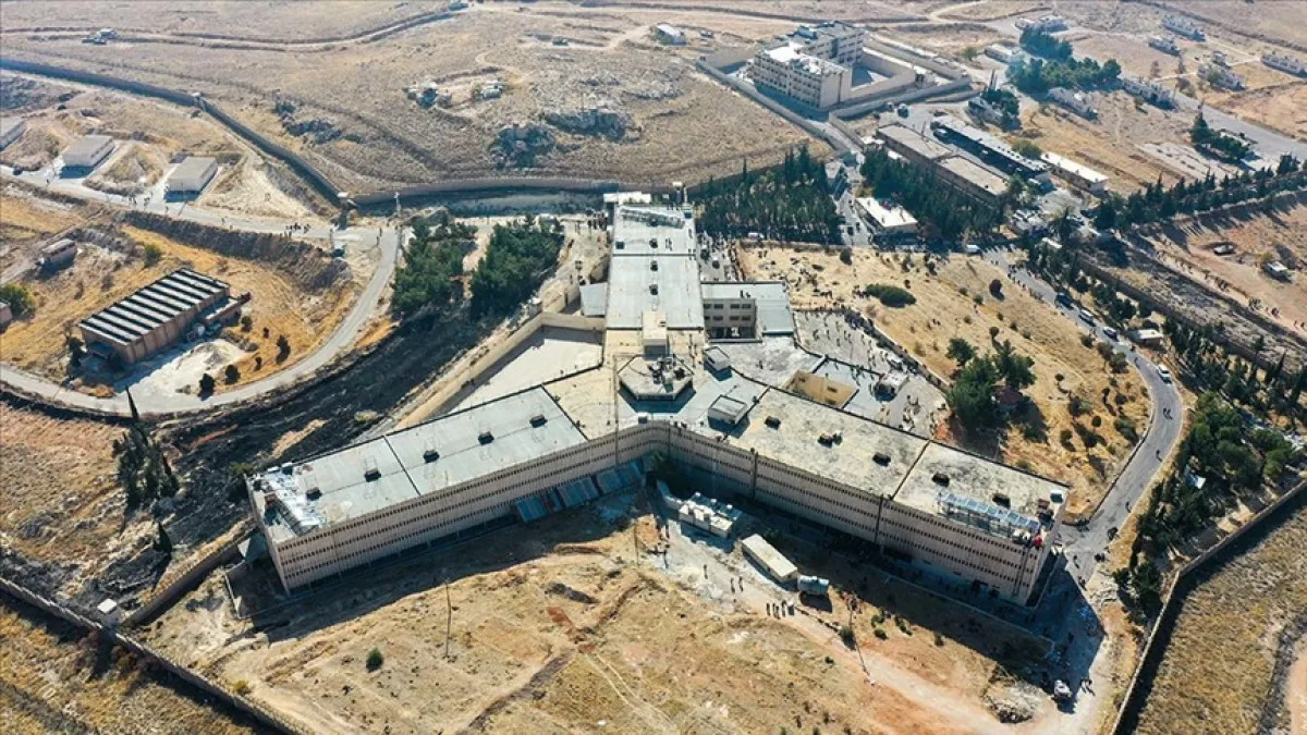 Suriye'nin karanlık yüzü Sednaya Hapishanesi'nde kan donduran itiraflar!