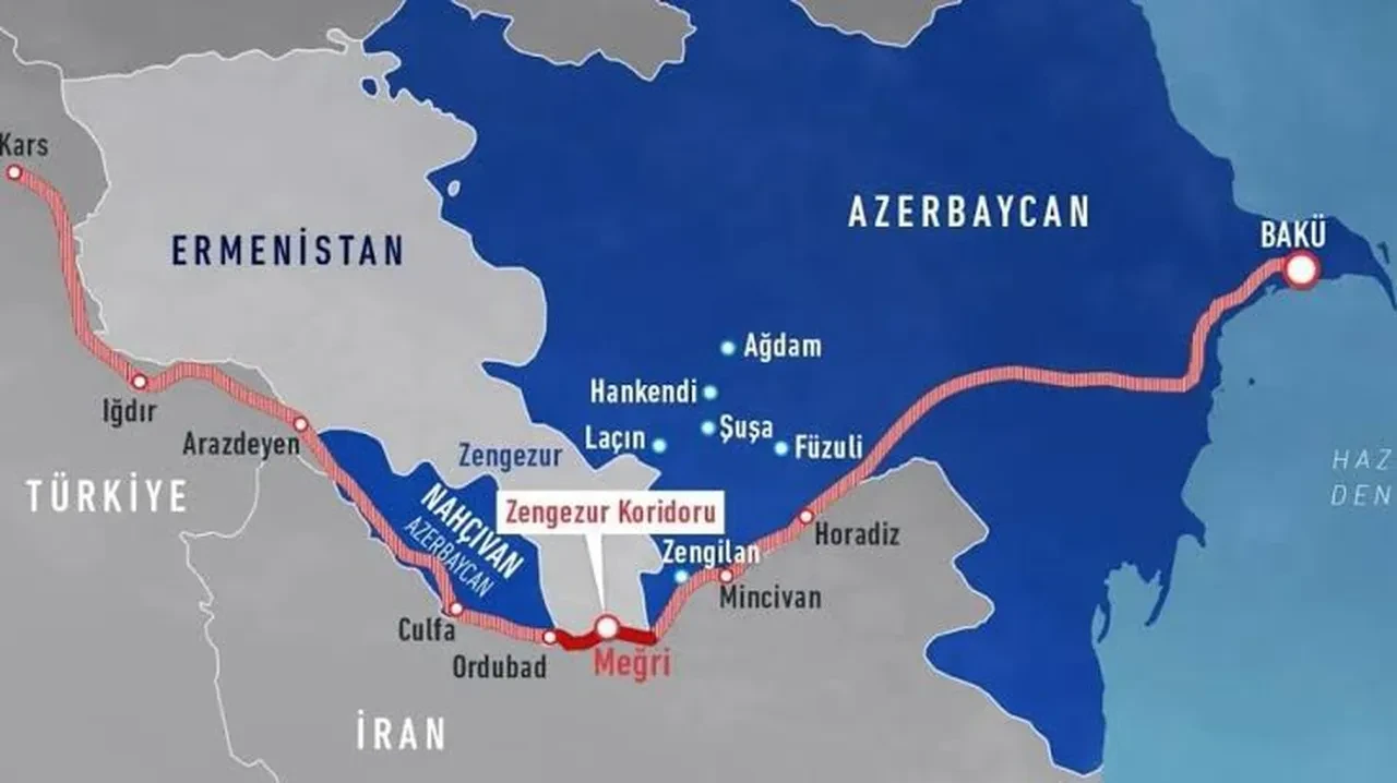 Abdnin Zengezur Koridorunu Kiraladigi Iddiasi Irani Kopurttu Askerlerine Mezar Olur 3240540 202508101138 3