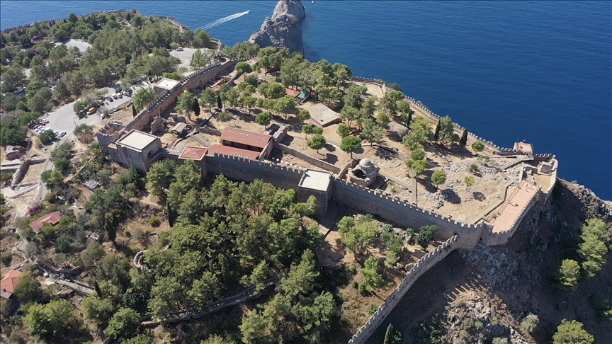 Alanya Kalesi’nde Korku Dolu Anlar Mahsur Kaldılar1