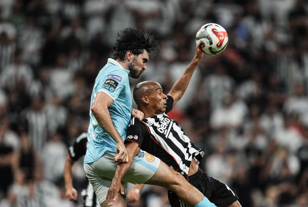 Besiktas Solskjaer Tesis Salgin El Sikma Yasagi Mario