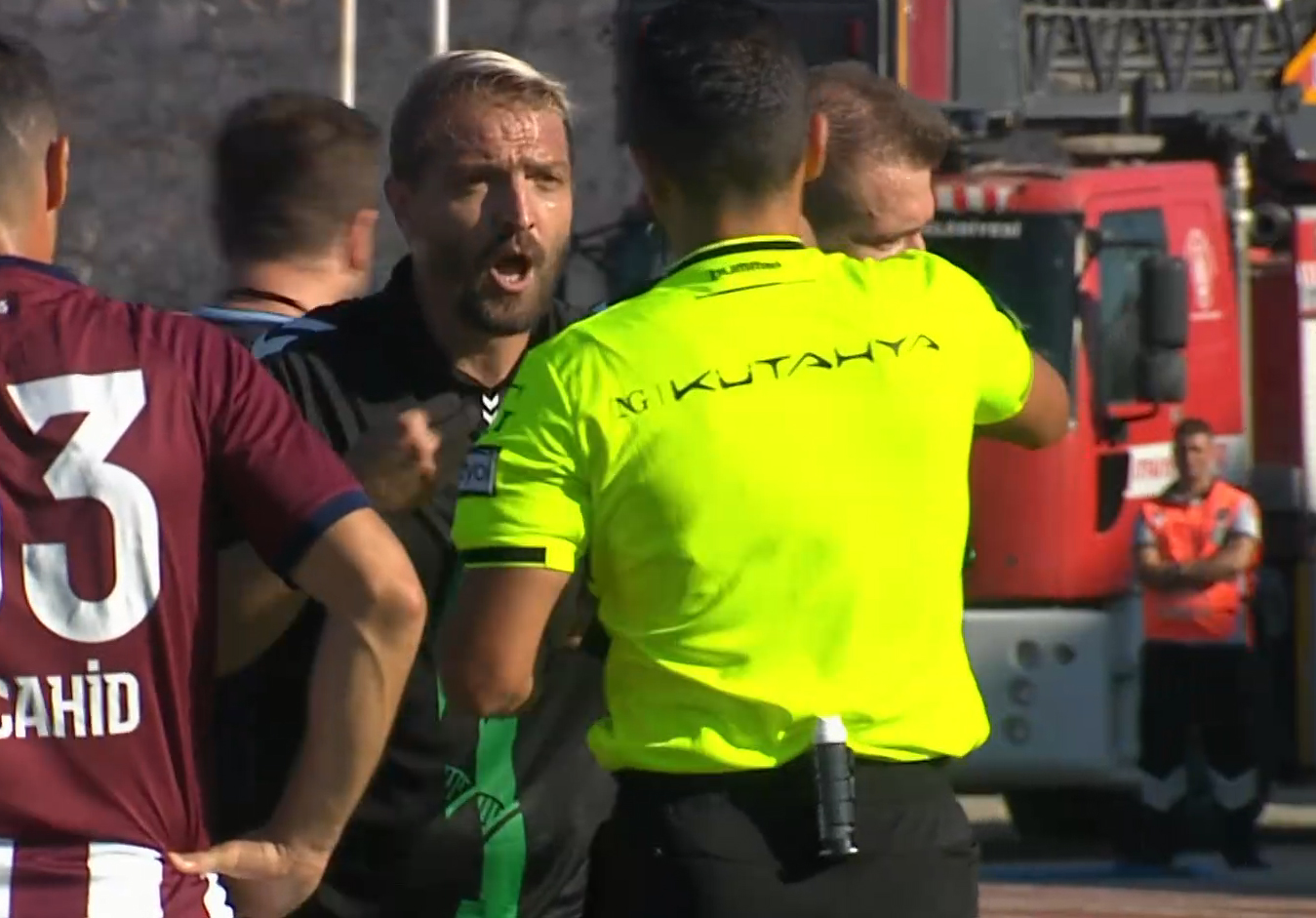 Caner Erkin Kırmızı Kart