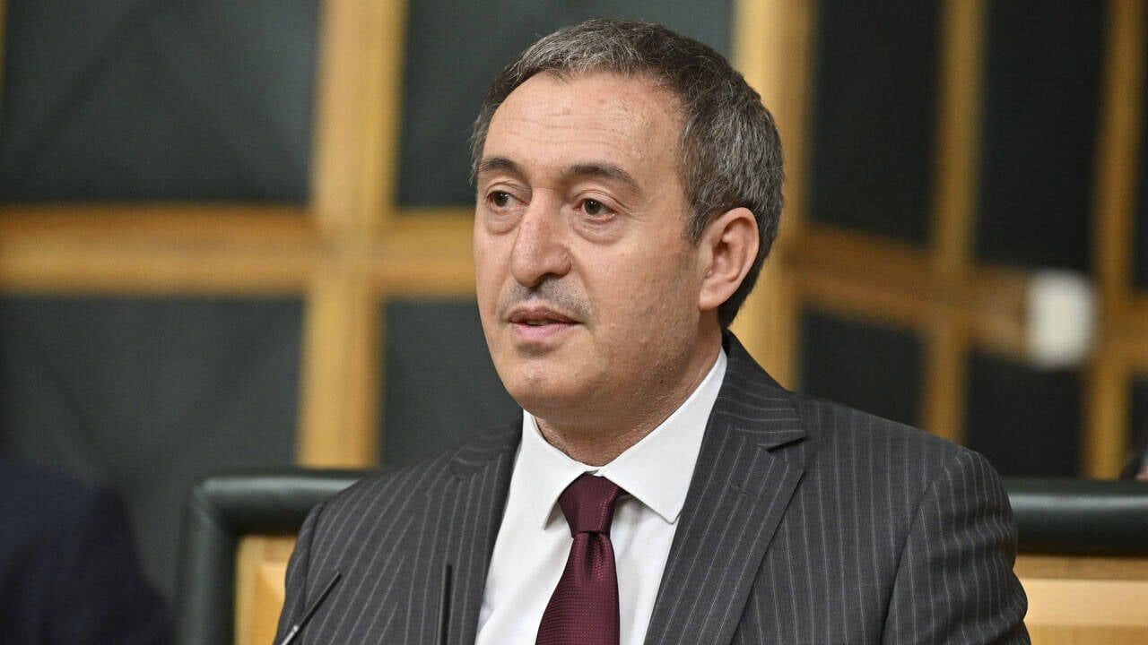 Dem Parti Eş Başkanı Tuncer Bakırhan