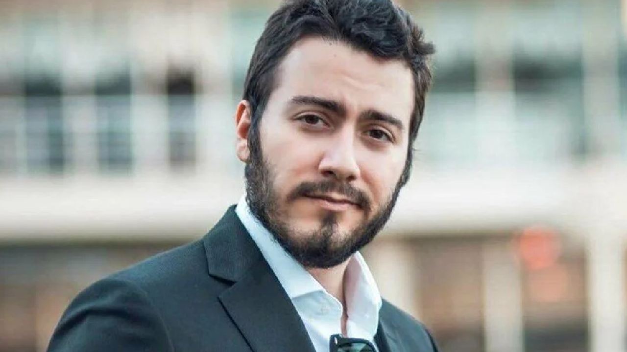 Enes Batur-1
