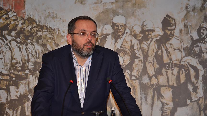 Erhan Afyoncu (2)