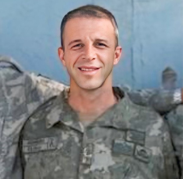 Fikret Mangura